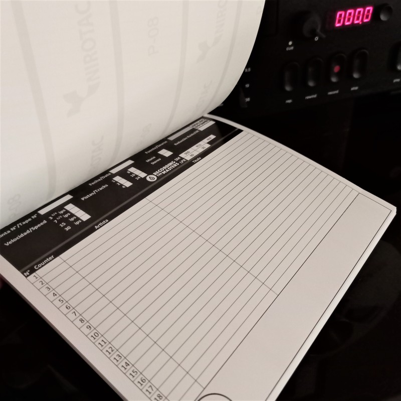 Guía técnica y etiquetas para archivo